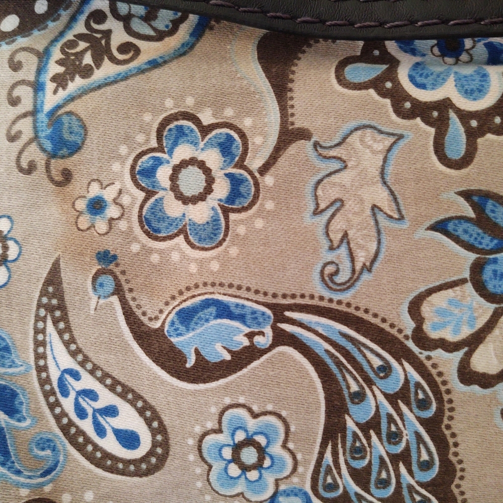Thirty One Handbag - Picture 2 of 9